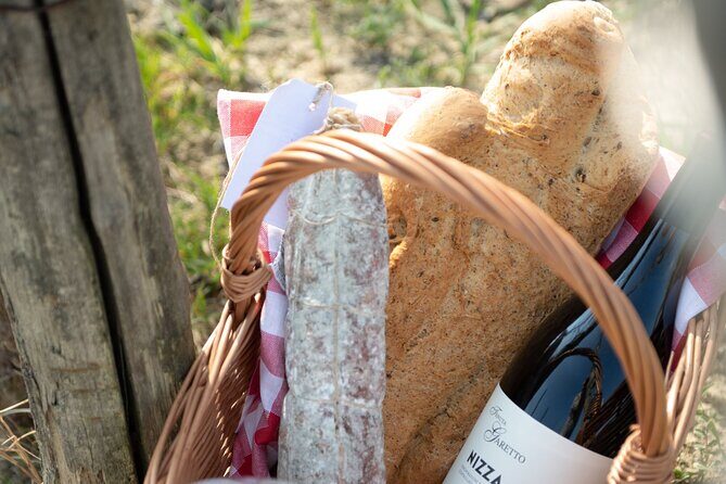 Monferrato (Asti): Wine Tour with light lunch picnic in the vineyards - Why This Tour Works for You