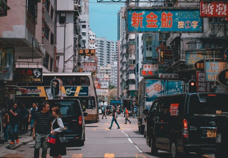 mong-kok-kowloon-street-markets-private-walking-tour