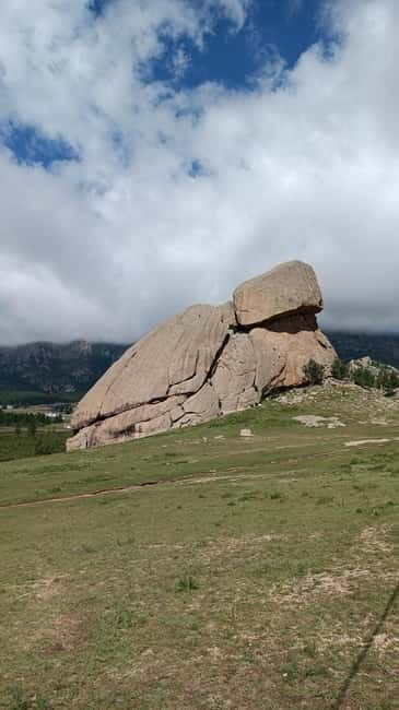 Mongolia: Gobi Desert and Kharkhorin, Central Mongolia Tour - Day 3 – Yol Valley and the Rugged Beauty of Gurvansaikhan  