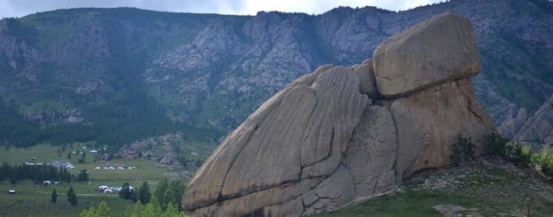 Mongolian Highlights: City & Nature Discovery (short tour) - Transport, Guides, and Group Experience