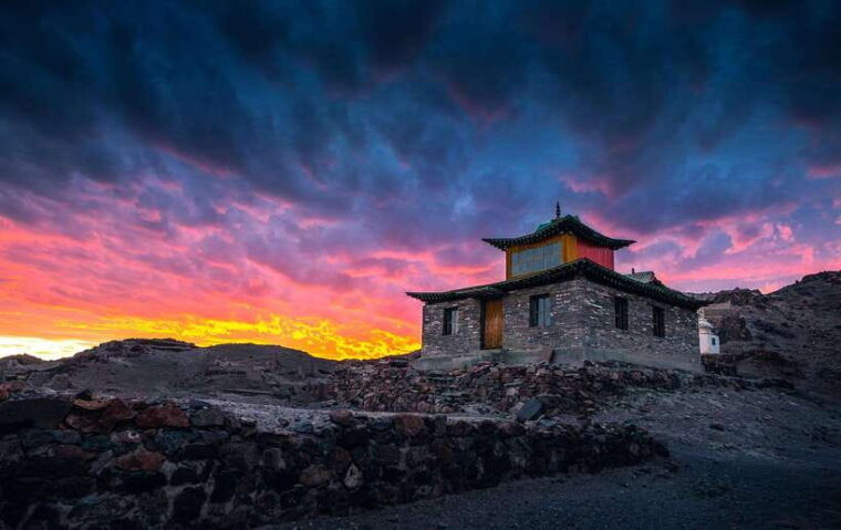 mongolian-odyssey-throughout-the-gobi-10-days
