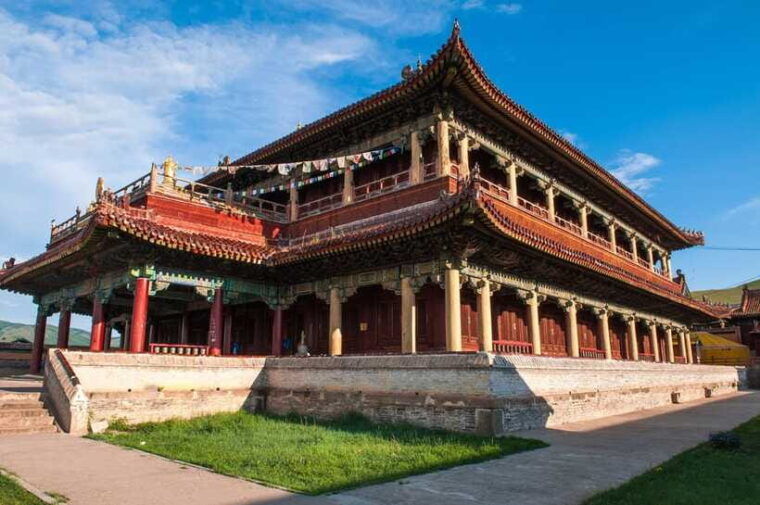 mongolian-odyssey-throughout-the-gobi-10-days
