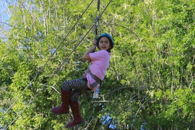 monkey-encounter-and-zip-line-tour-from-amber-cove-and-taino-bay