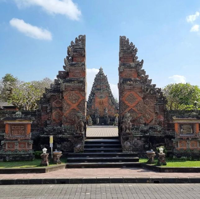 monkey-foresttemple-waterfall-rice-terrace-art-villages