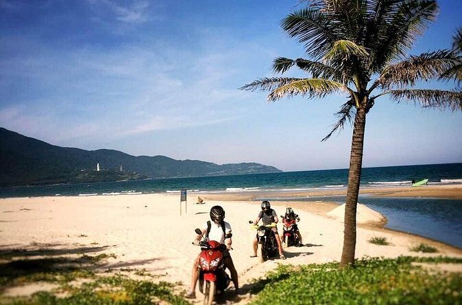 Monkey Mountain Tour (half day) - Refreshments and Comfort