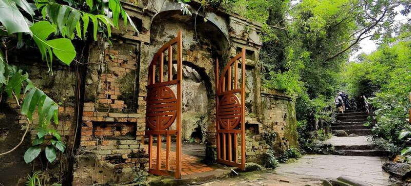 monkey-mountains-marble-mountains-hoi-an-city-at-night