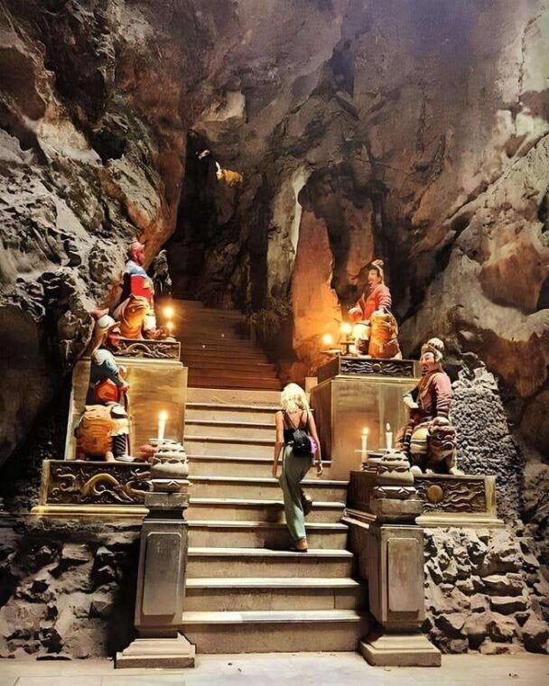 monkey-mountains-marble-mountains-hoi-an-night-experience