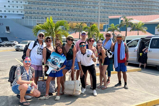 monkeys-and-sloths-in-their-natural-habitat-roatan-eco-tour