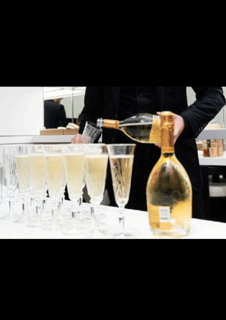 monmarte-walking-tour-french-perfumery-experience