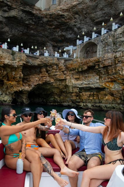 monopoli-exclusive-shared-boat-tour