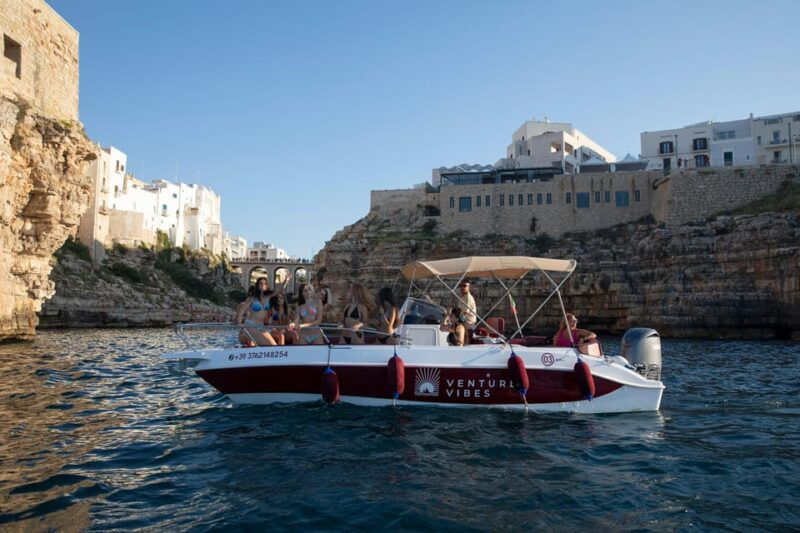 monopoli-private-boat-tour-with-aperitif-and-champagne