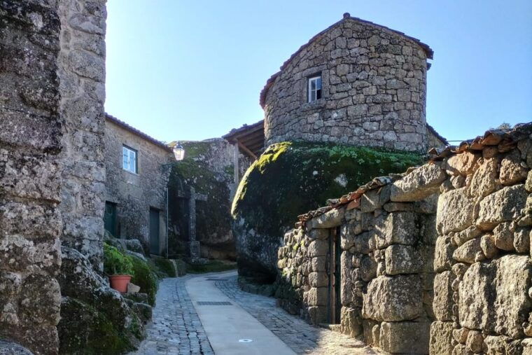 monsanto-tvs-dragonstone-got-private-tour-from-lisbon