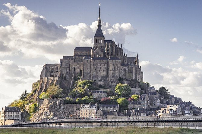 mont-saint-michel-abbey-in-the-middle-ages-a-self-guided-audio-tour