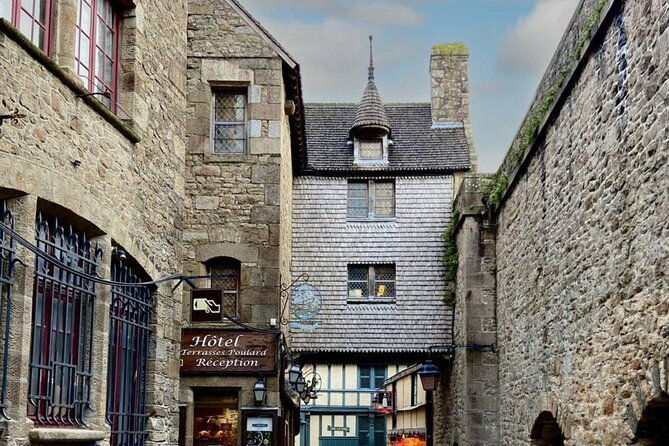 mont-saint-michel-calvados-tasting-tour-from-paris-or-normandy