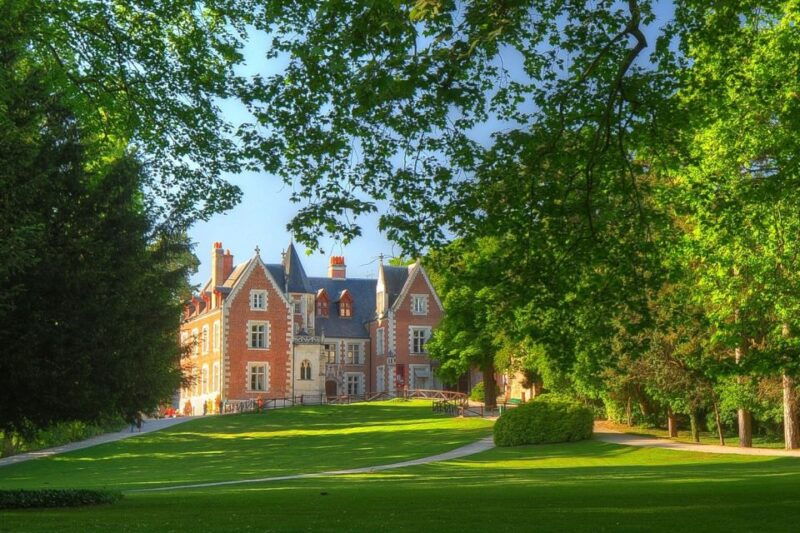 mont-saint-michel-chateaux-country-3-day-tour-from-paris