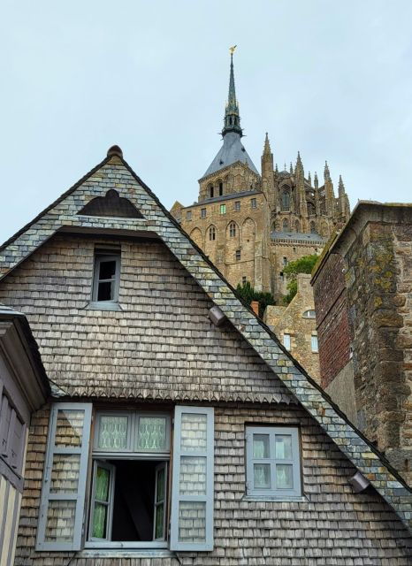 mont-saint-michel-full-day-private-guided-tour-from-paris