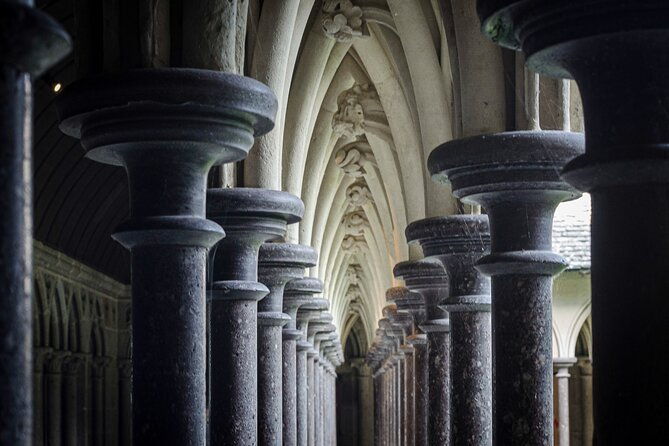 mont-saint-michel-full-day-tour-from-bayeux
