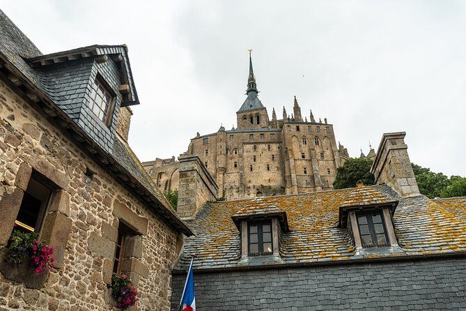 mont-saint-michel-group-tour-a-shared-historical-journey