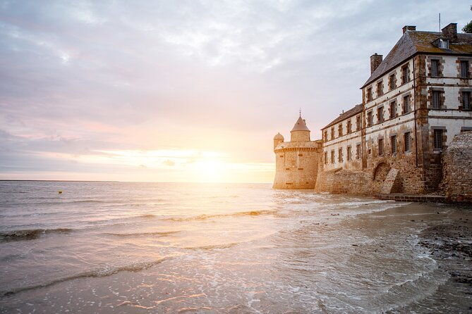 mont-saint-michel-group-tour-a-shared-historical-journey
