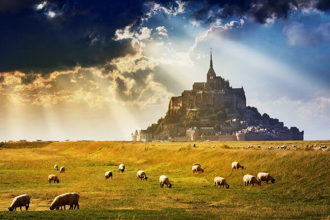 mont-saint-michel-guided-day-trip-with-hotel-pickup