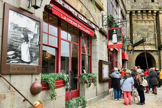 mont-saint-michel-small-group-by-minivan-from-paris-with-calvados