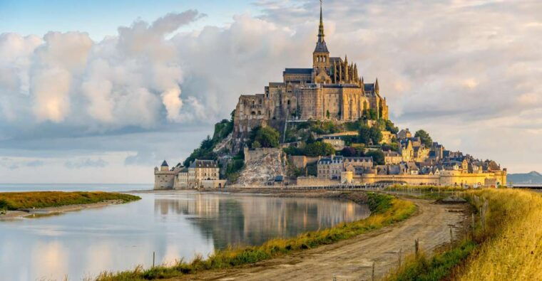 mont-st-michel-small-group-guided-tour-with-abbey-ticket