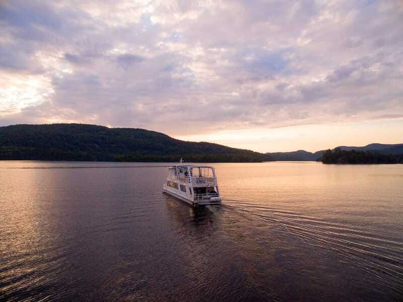 mont-tremblant-guided-scenic-lake-cruise