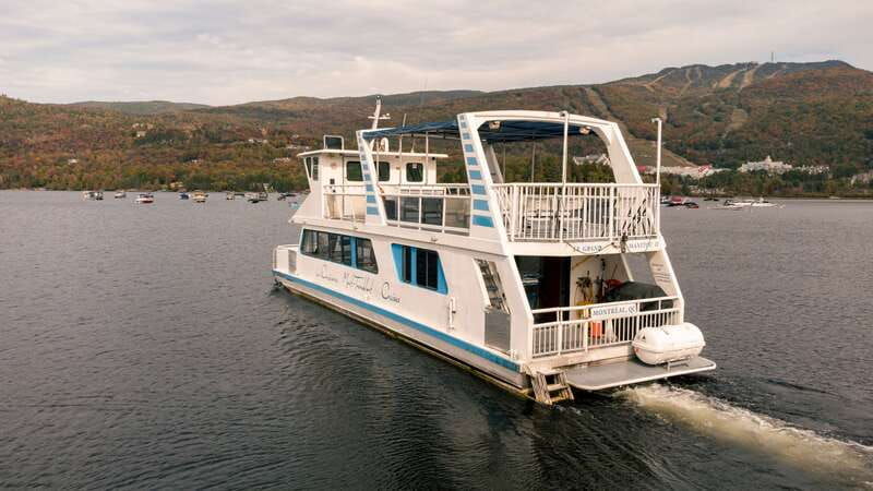 mont-tremblant-guided-scenic-lake-cruise