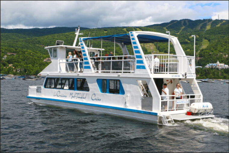 mont-tremblant-guided-scenic-lake-cruise