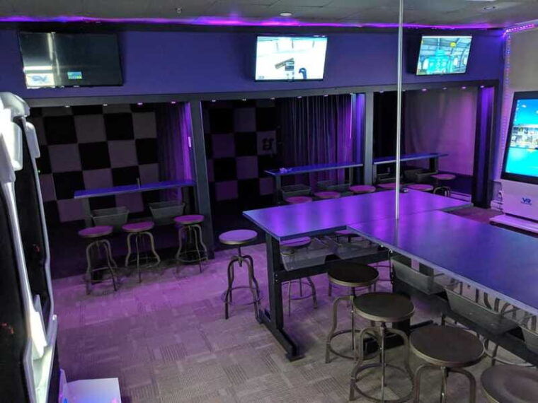 mont-tremblant-vr-arcade-game-station