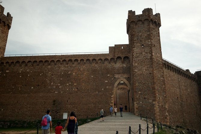 montalcino-and-pienza-tuscany-winecheese-shoreexcursion-from-civitavecchia-port