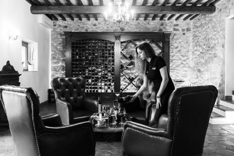 montalcino-premium-wine-tasting-with-light-lunch-and-tour