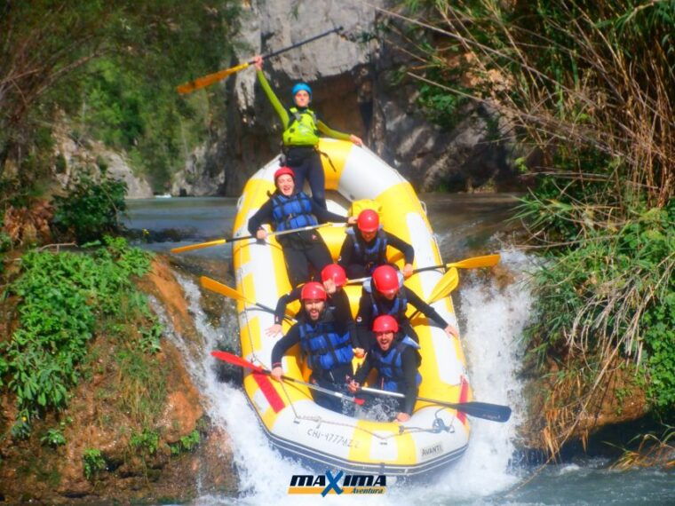 montanejos-guided-whitewater-rafting-adventure