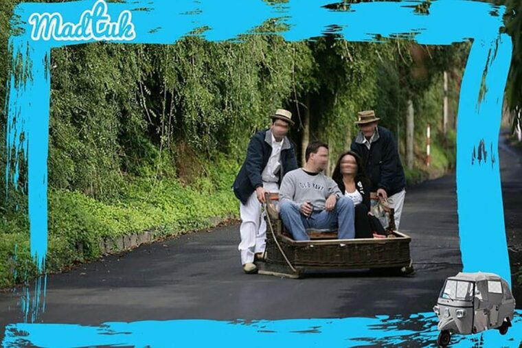 monte-toboggan-old-town-tuk-tuk-tour