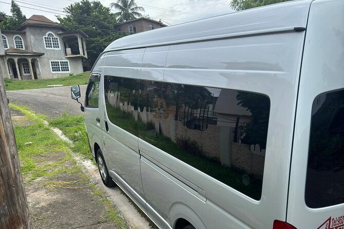 montego-bay-airport-and-breathless-montego-bay-private-shuttle