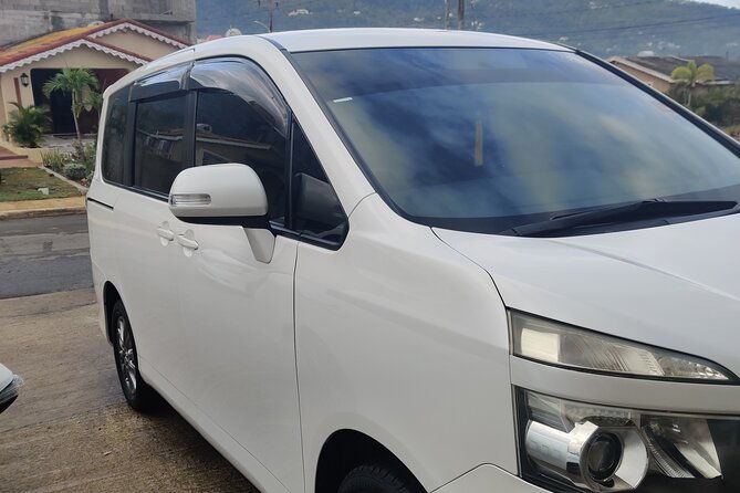montego-bay-airport-transfer-to-hilton-rose-hall-2