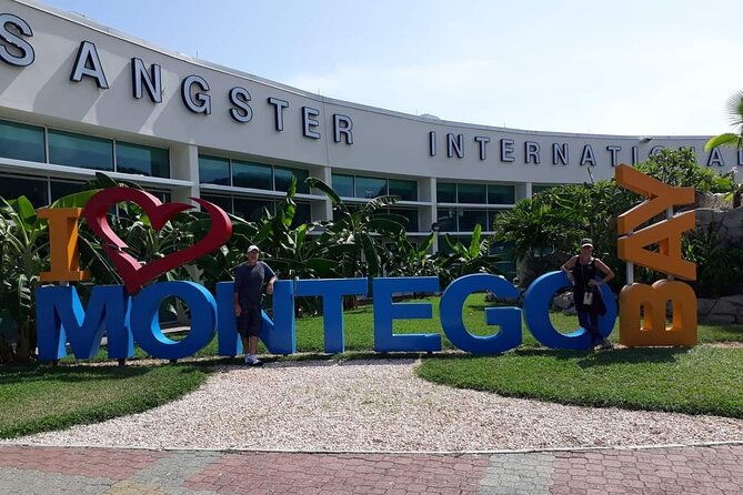 montego-bay-airport-transfer-to-ocho-rios-and-runnaway-bay-hotelsprivate