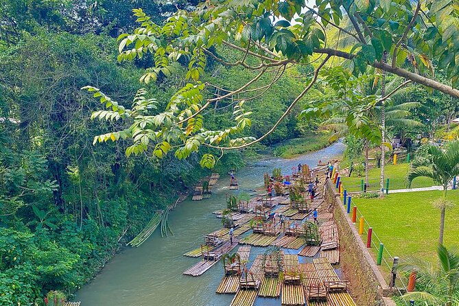 montego-bay-bamboo-rafting-tour-with-limestone-foot-massage