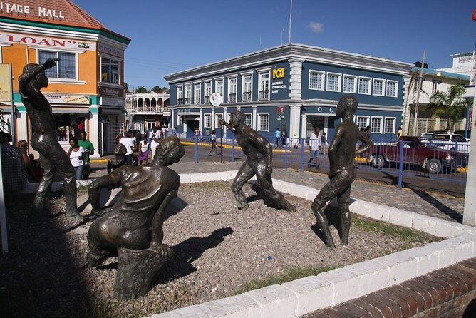 montego-bay-city-walk-and-mingle-tour