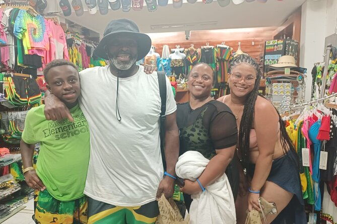 montego-bay-hip-strip-shopping-and-margaritaville