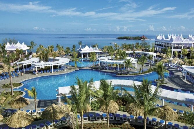 montego-bay-hotels-airport-private-deluxe-transfer