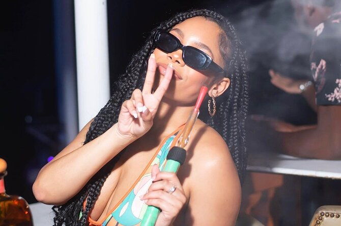 montego-bay-night-out-lounge2727-private-and-customize-transfer