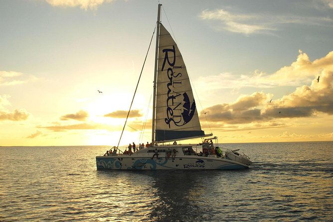 montego-bay-reggae-sunset-catamaran-cruise