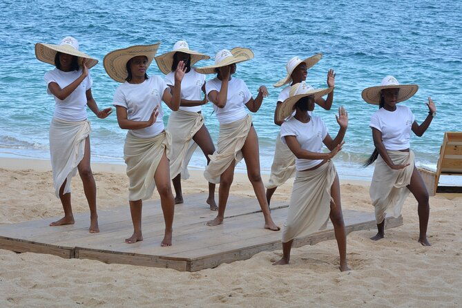 montego-bay-river-tubing-lunch-cocktails-at-bamboo-beach