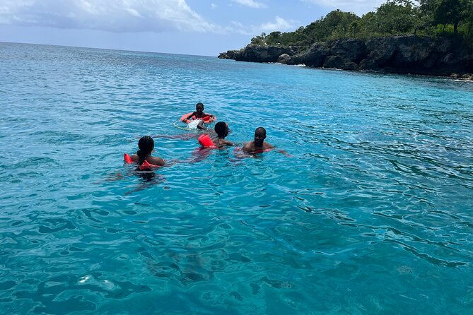 montego-bay-to-catamaran-cruise-negril-beach-and-ricks-cafe