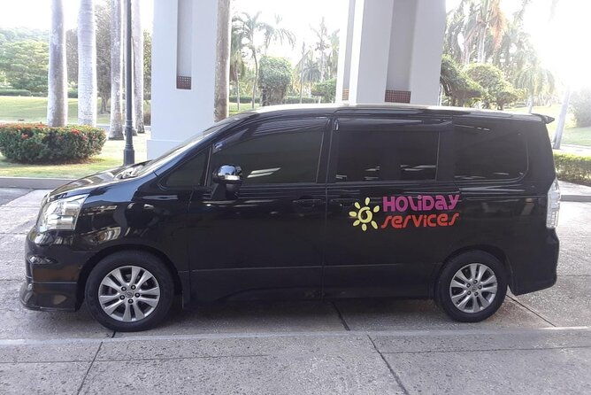montegobay-airport-to-ocho-rios-one-way-round-trip-cheap-shuttle