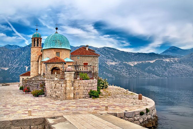 montenegro-bay-cruise-with-lunch-on-the-boat-day-trip-2