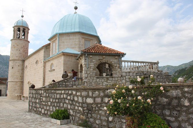 montenegro-bay-cruise-with-lunch-on-the-boat-day-trip-2