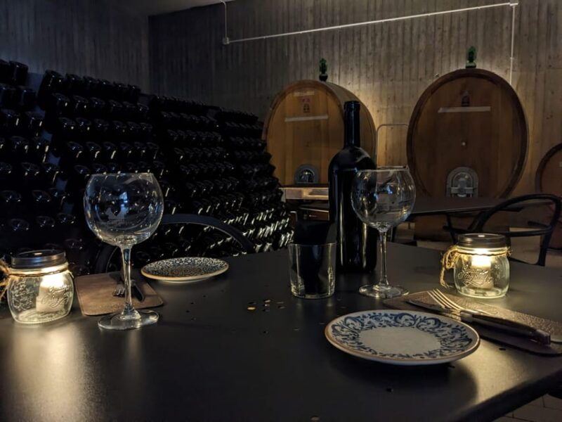 montepulciano-bruciata-wine-tasting-in-a-cave