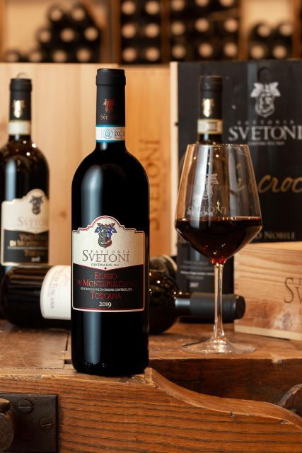montepulciano-wine-tasting-with-typical-tuscan-cold-cuts